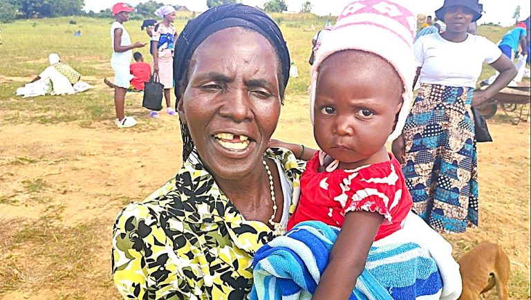 Gogo Emerina and granddaughter Chipo in Gutu